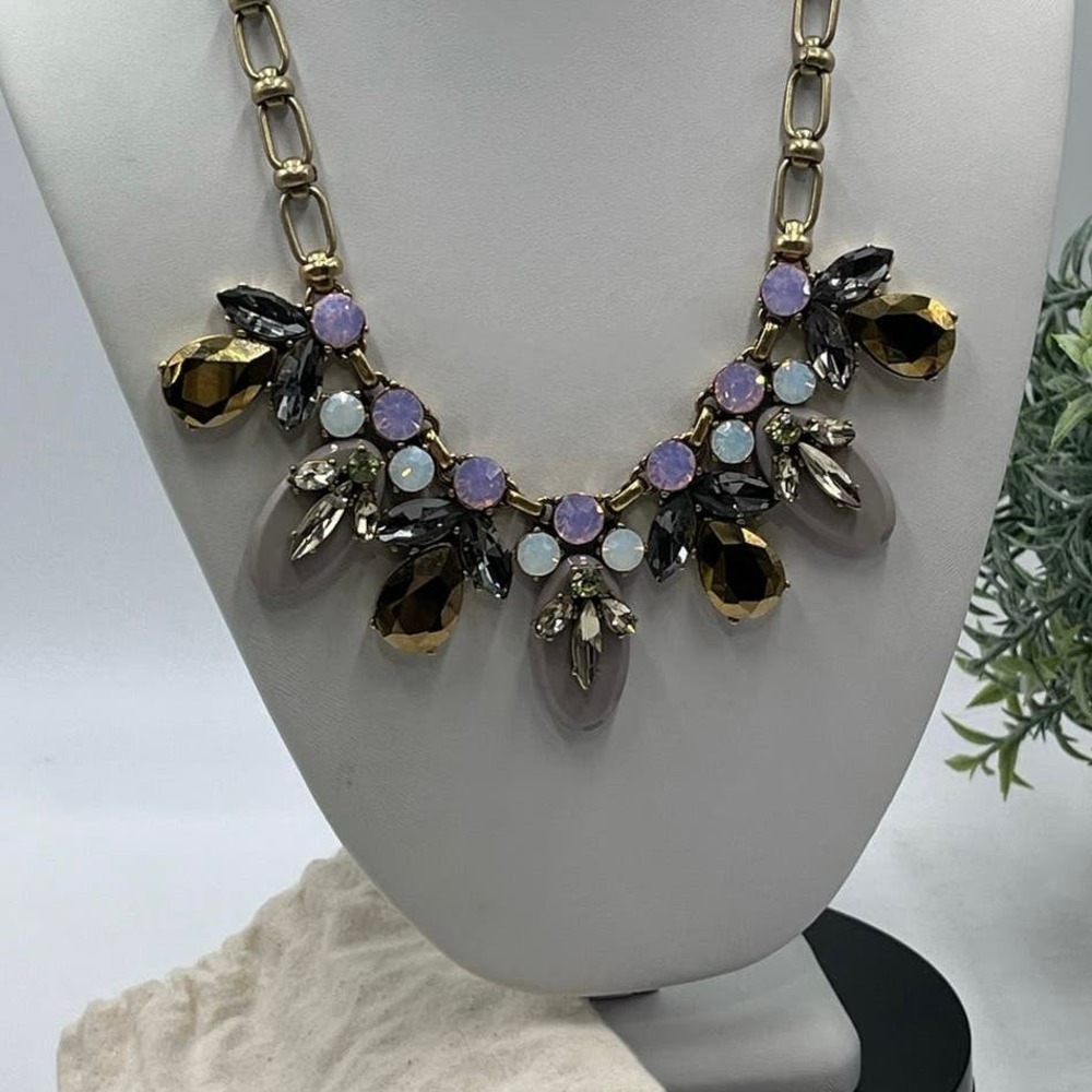 J. Crew Chunky Pink Gray iridescent Copper Rhinestone‎ Statement Necklace